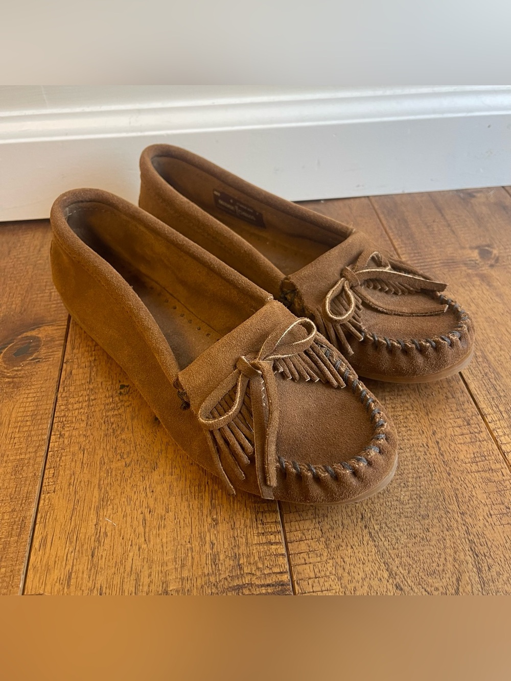 Minnetonka Suede Moccasin Flats Womens  Brown Fringe Bow Driving Loafers SZ 8